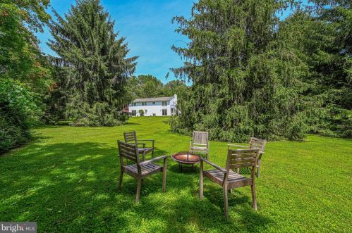 328 River Bend Rd, Great Falls VA  22066-4140 exterior