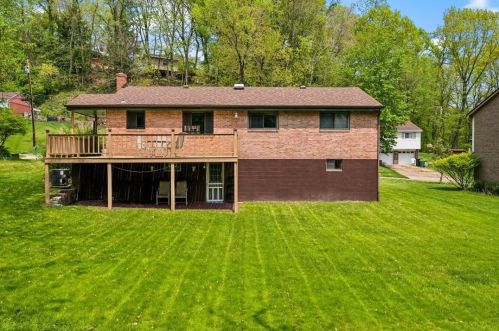 409 Hunter Dr, Pittsburgh, PA 15237-3607