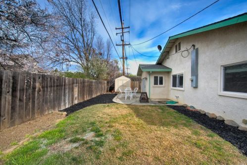 200 Juniper St, Vacaville CA 95688-2736 exterior