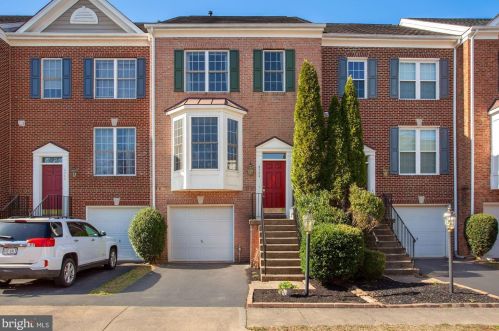 6364 Cullen Pl, Haymarket, VA 20169-5400