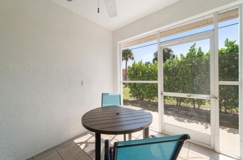 618 111th Ave, Naples FL  34108-1826 exterior