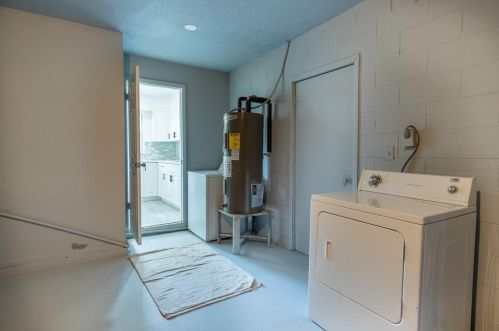 10 Celeste St, Apopka FL  32703-7502 exterior