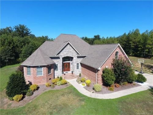 735 Faulkner Rd, White Store, NC 28133-9191