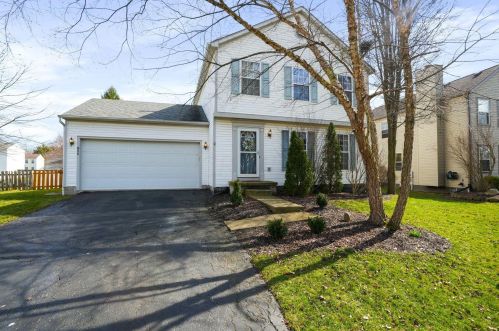 856 Buehler Dr, Delaware, OH 43015-4024