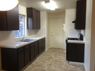 343 10th St, Greenfield, CA 93927-5007