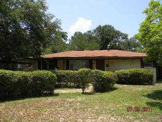 1006 Lee St, Pensacola FL  32501-2416 exterior