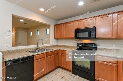 10553 Singing Canyon Dr, Tucson, AZ 85747-6008