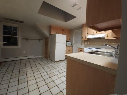 25 Central St, Bristol CT  06010-7045 exterior