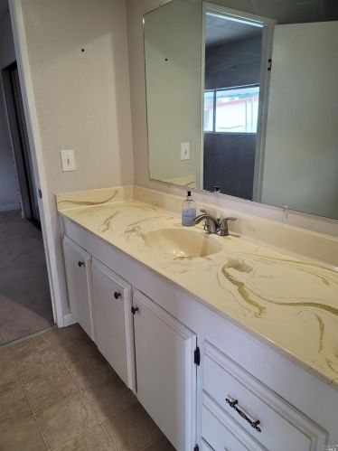 40 Shadyleaf Ct, Santa Rosa CA  95409-2740 exterior