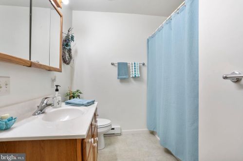 359 Nova Dr, Upton PA  17225-1545 exterior