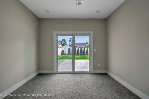 91 Bank St, Tinton Falls NJ  07701-1306 exterior