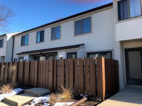 2808 14th Ln, Kenosha, WI 53140-4328