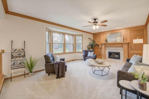 1710 Laurel Ave, Hudson WI  54016-2000 exterior
