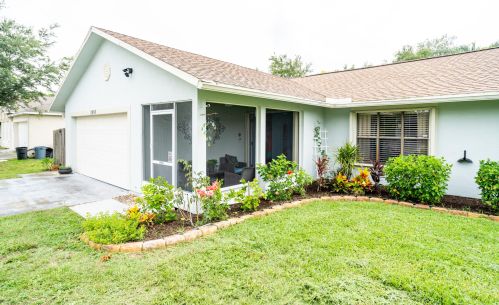 2085 Libra Ln, Fort Pierce, FL 34984-4487