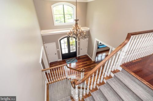 10 Devonshires Ct, Blue Bell PA  19422-2560 exterior