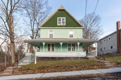 59 Winter St, Manchester, CT 06040-5034