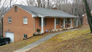 115 Waywood Hills Dr, Vinton, VA 24179-3810