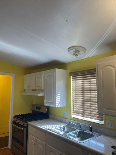 3890 Sipes Ln, San Diego, CA 92173-4807