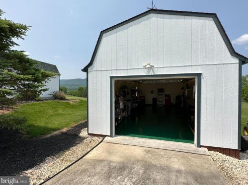 803 Hook Hill Rd, Richmond National Battlefiel VA  22835-3505 exterior
