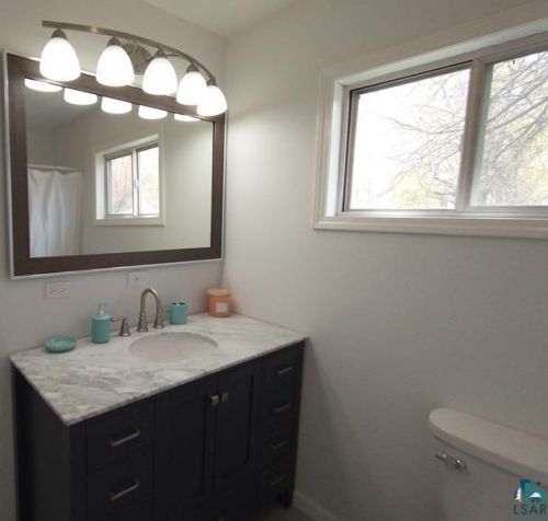 218 17th St, Scanlon MN  55720-1928 exterior