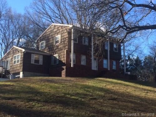 9 Dome Dr, Huntington, CT 06484-6118