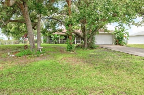 3005 Tena Ave, Lehigh Acres, FL 33971-5278