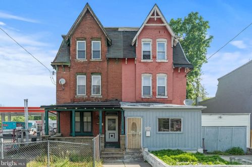 6233 Chew Ave, Philadelphia, PA 19138-1005