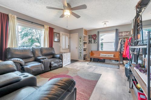 217 Peterson Ave, Marion OH  43302-4540 exterior