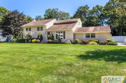 417 Patton Ave, Piscataway, NJ 08854-3631