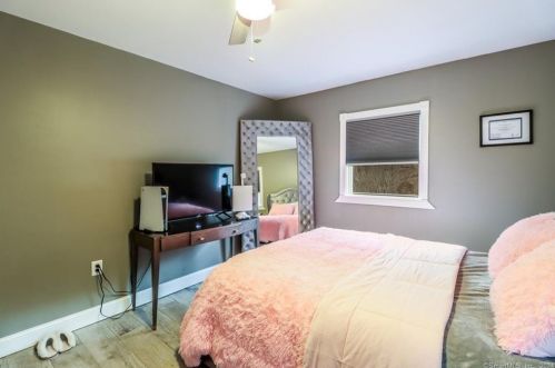 75 Candle Hill Rd, Danbury CT  06812-2412 exterior