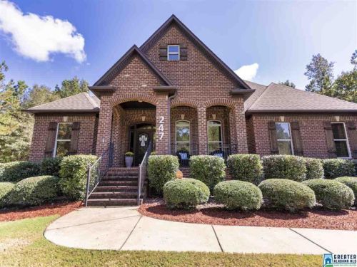 247 Saddle Lake Dr, Alabaster, AL 35007-4931