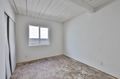 6634 Radio Dr, San Diego CA  92114-1611 exterior