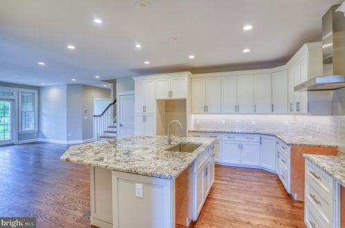 94 Wolf Creek Cir, Dover DE  19901-4917 exterior