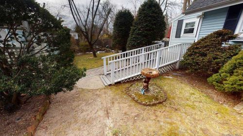 14 Smith St, South Setauket NY  11720-3859 exterior