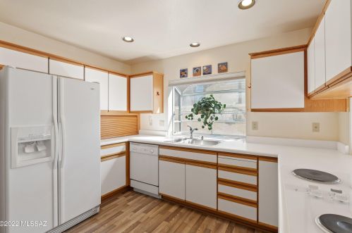 64471 Cyn Shadows Ln, Tucson AZ 85739-2027 exterior