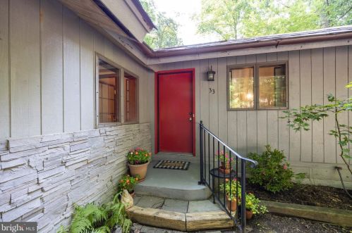 33 Ringfield Rd, Chadds Ford, PA 19317-9134