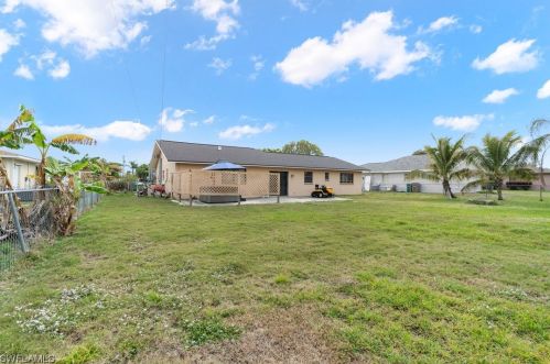 3302 6th Ave, Cape Coral FL  33914-5397 exterior