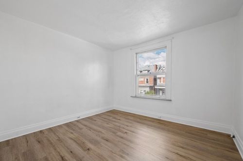 5438 Jackson St, Pittsburgh PA  15206-5311 exterior