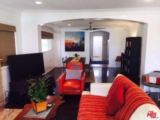 4525 10th Ave, Los Angeles, CA 90043-5444