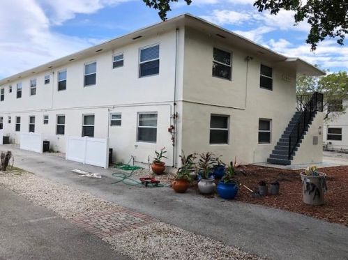 1605 3rd Ave, Delray Beach, FL 33444-4169