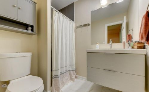 96 Division Rd, Valpo IN  46383-8014 exterior