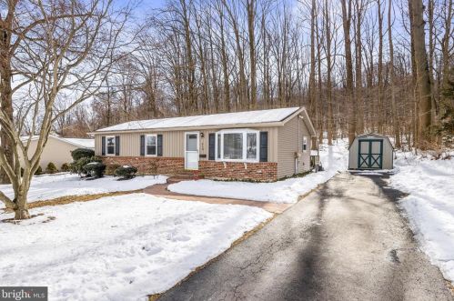 410 Prospect Ave, Downingtown, PA 19335-2835
