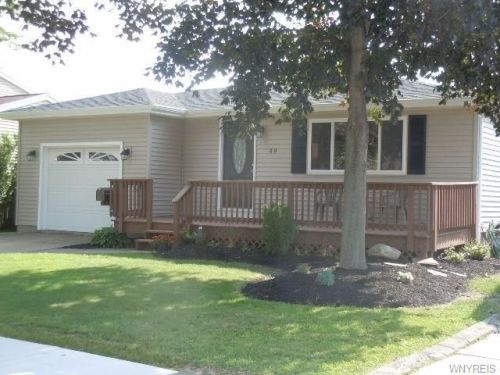 49 Danielle Dr, Buffalo, NY 14227-3405