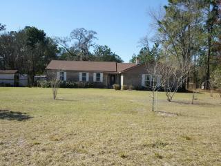 2902 Barbara Ln, Hilliard, FL 32046-5612