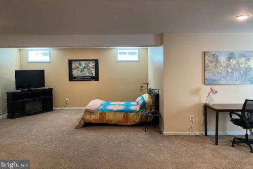 500 Rosemary Ln, Purcellville VA  20132-3274 exterior