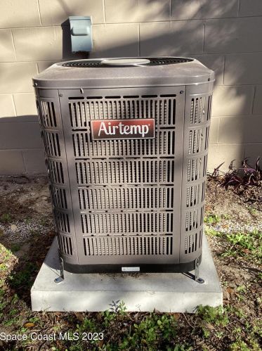 1028 Park Ave, Titusville FL  32780-3981 exterior