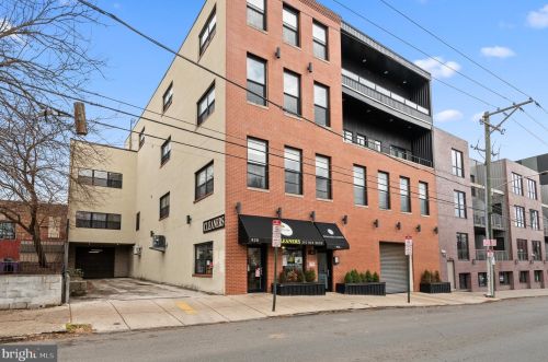 926 3rd St, Philadelphia PA  19123-2257 exterior