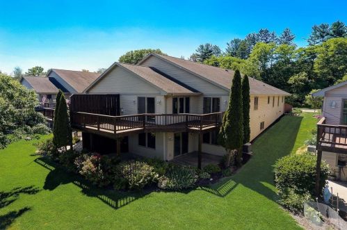 7080 Timblin Dr, West Bend, WI 53090-1065