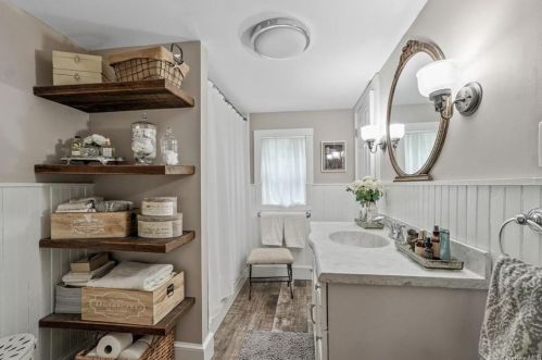 130 Osborne Hill Rd, Fishkill NY  12524-2515 exterior