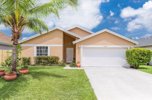 5264 Fox Trce, West Palm Beach, FL 33417-8184
